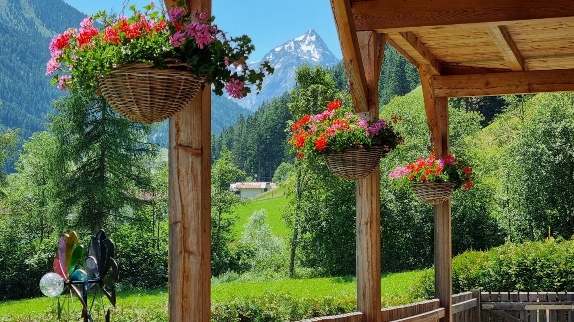 Gaestehaus Landhaus Tyrol Гріс-ім-Зелльрайн Екстер'єр фото
